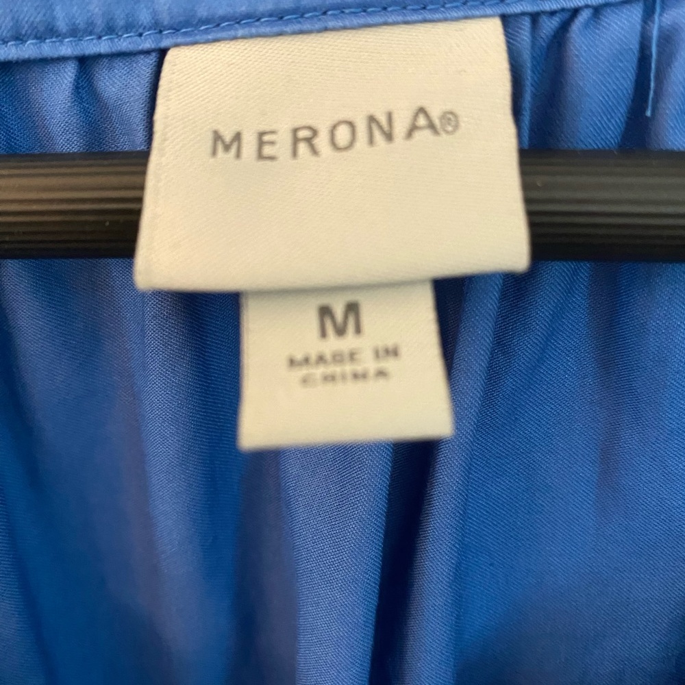 EUC Women’s Blue Midi Dress Size Medium - Picture 2 of 10